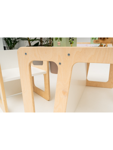 Set de masă și scaune