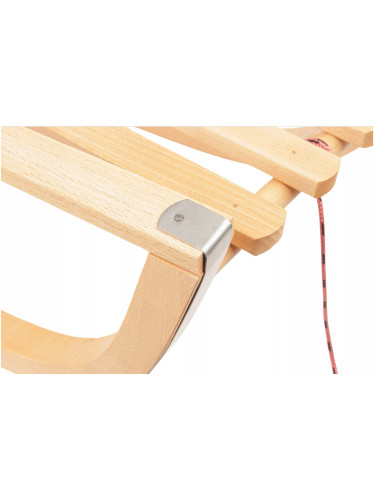 Sanie tradițională din lemn cu spătar